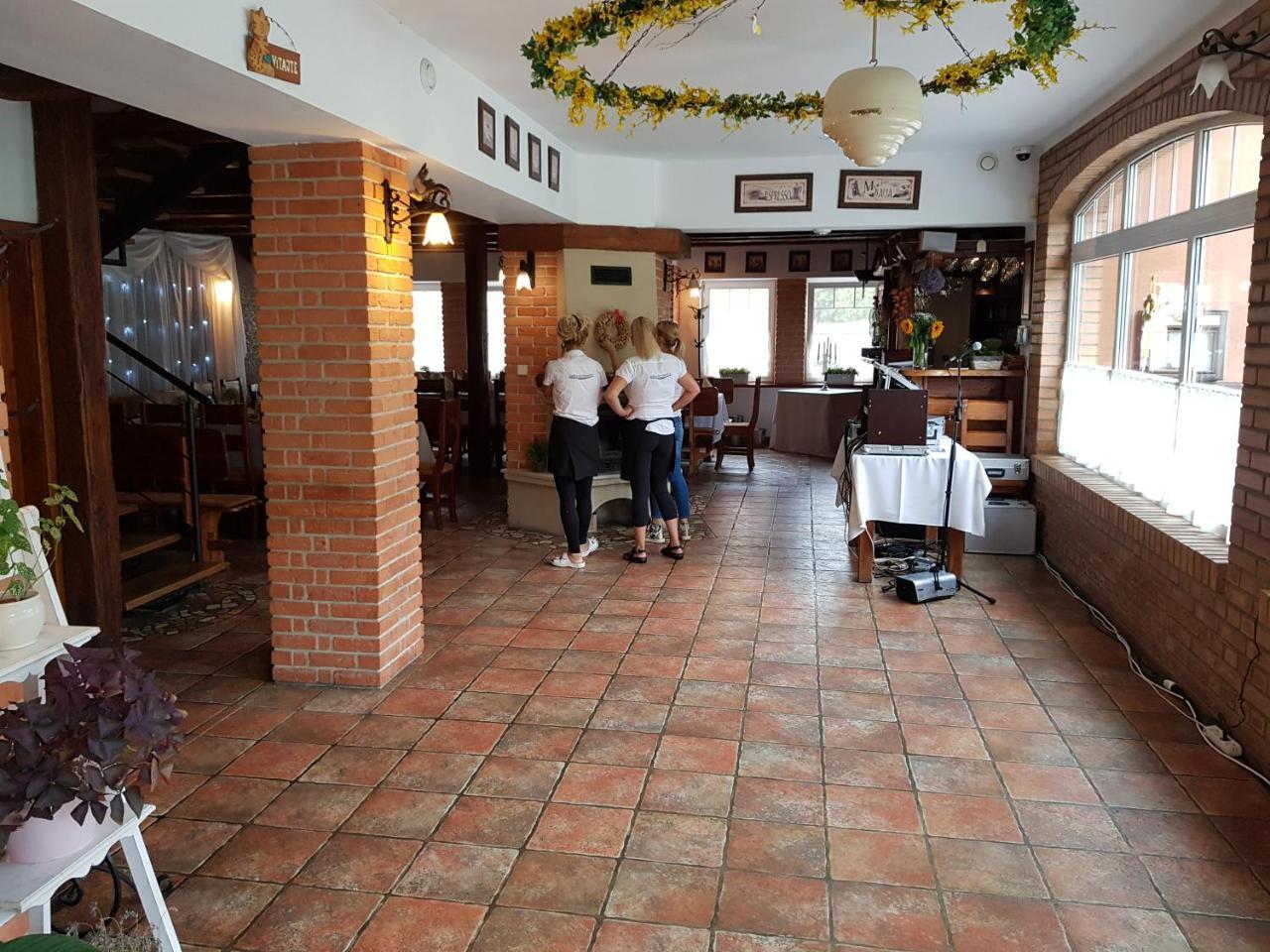 Sabbia Ristorante - Restauracia A Ubytovanie Пр'євідза Екстер'єр фото