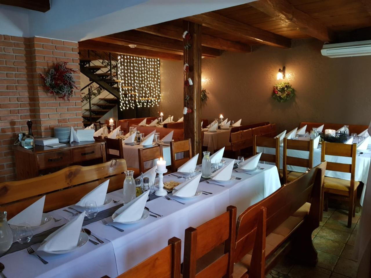 Sabbia Ristorante - Restauracia A Ubytovanie Пр'євідза Екстер'єр фото