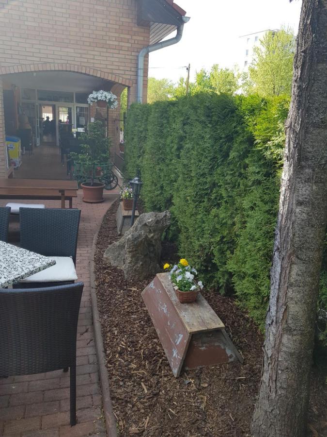 Sabbia Ristorante - Restauracia A Ubytovanie Пр'євідза Екстер'єр фото